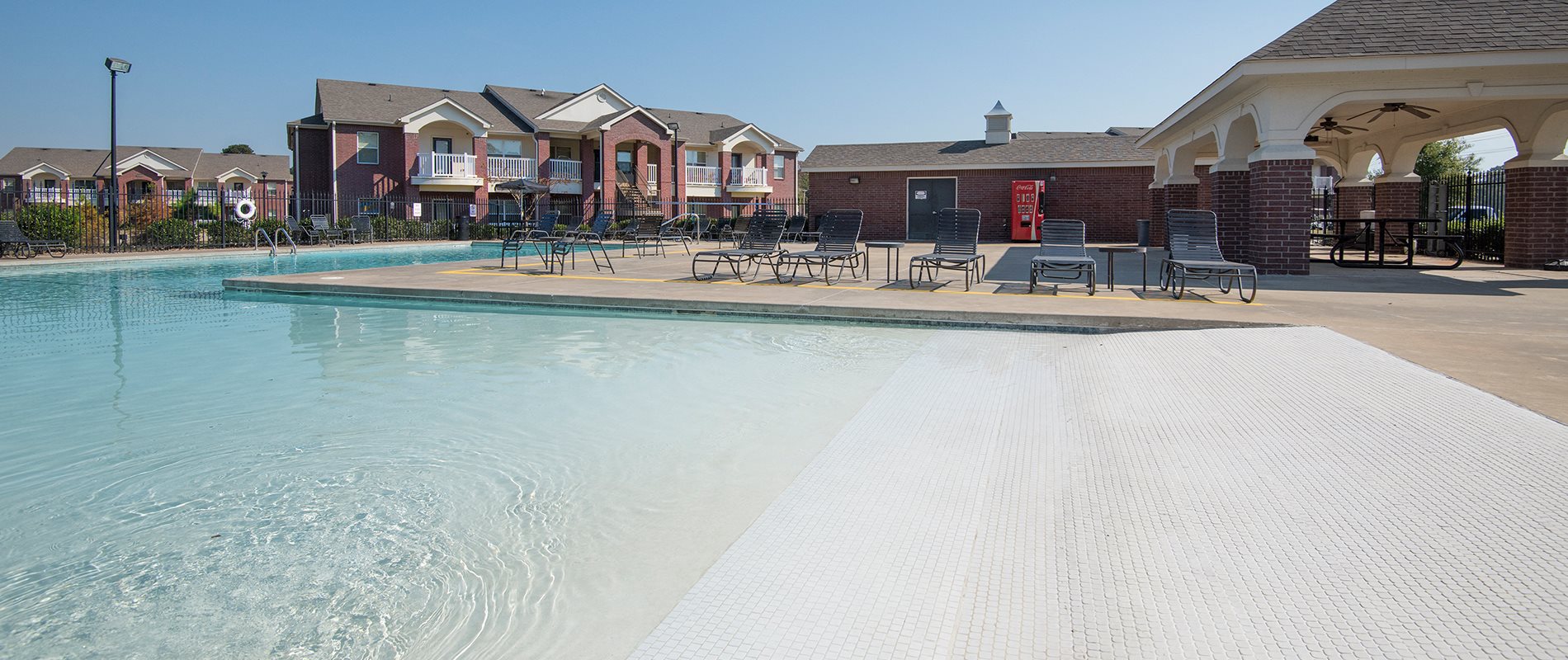 The Lakes at Hurricane Creek Apartments in Bryant, AR